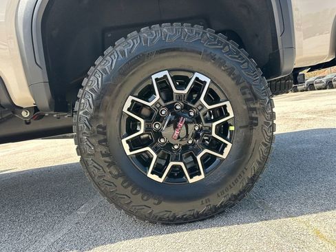 New 2026 GMC Sierra 2500 AT4X w/ LPO, Black Badging Package image 20