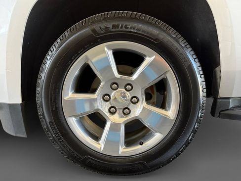 Used 2019 Chevrolet Tahoe LT RWD image 15