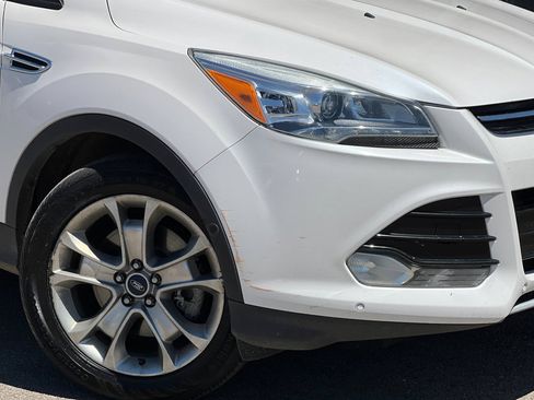 Used 2014 Ford Escape Titanium w/ Equipment Group 401A AWD/4WD image 30