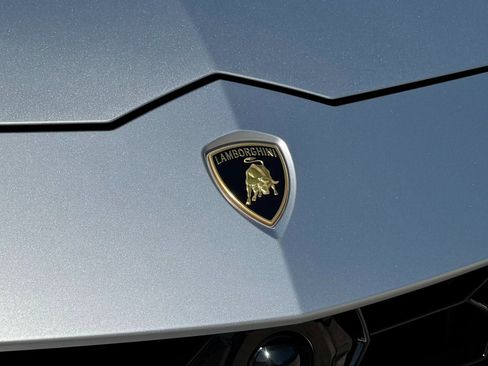 Used 2021 Lamborghini Urus image 85