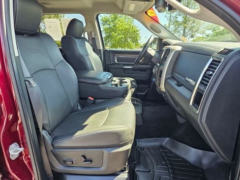 Used 2017 RAM 1500 Laramie w/ Convenience Group AWD/4WD image 11