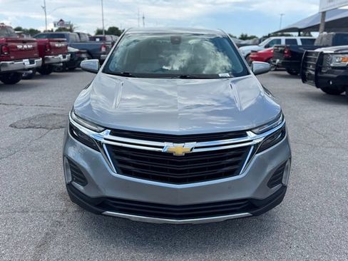 Used 2024 Chevrolet Equinox LT AWD/4WD image 2