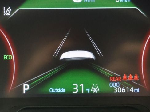 Used 2024 Toyota RAV4 LE image 18