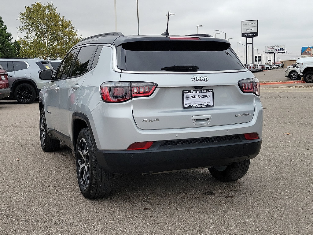 Used 2025 Jeep Compass Limited AWD/4WD image 9