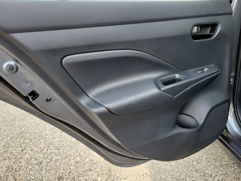 Certified 2025 Nissan Versa S w/ Trunk Package FWD image 19