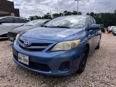 Used 2013 Toyota Corolla L image 3