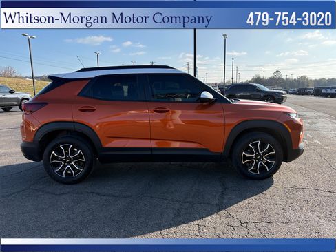 Used 2023 Chevrolet TrailBlazer ACTIV w/ Sun and Liftgate Package image 5