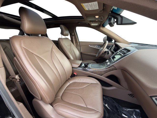Used 2016 Lincoln MKX Reserve w/ Climate Package FWD image 16