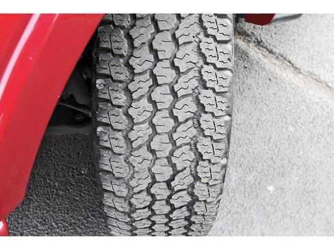 Used 2018 Ford F150 XLT w/ Equipment Group 302A Luxury image 32