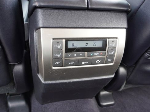 Used 2017 Lexus GX 460 Premium image 31