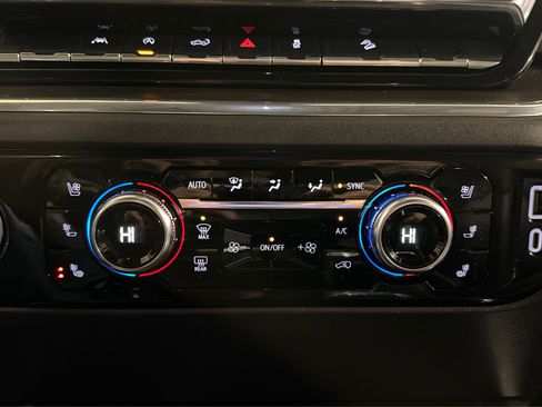 Used 2023 GMC Sierra 1500 SLT w/ SLT Premium Package image 35