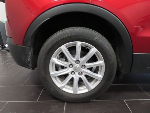 Used 2023 Cadillac XT4 Luxury w/ Cold Weather Package image 15