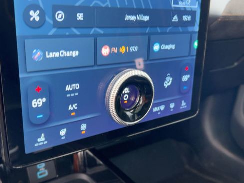 Used 2022 Ford Mustang Mach-E GT image 19