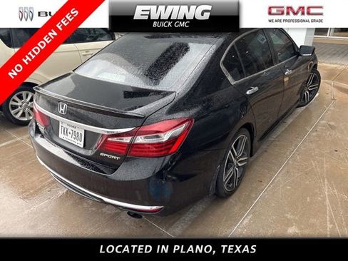 Used 2017 Honda Accord Sport image 3