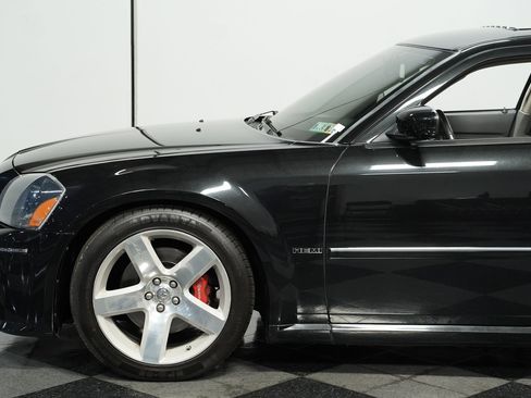 Used 2006 Dodge Magnum SRT8 w/ SRT Option Group III image 19