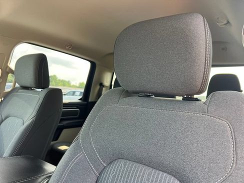 Used 2022 RAM 1500 Big Horn AWD/4WD image 15