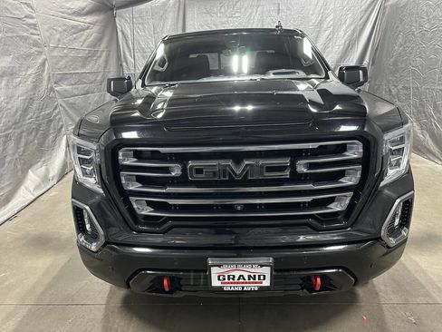 Used 2020 GMC Sierra 1500 AT4 w/ AT4 Premium Package image 3