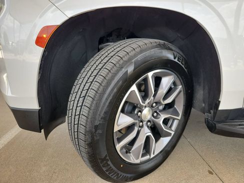 Used 2023 Chevrolet Tahoe LT w/ LT Signature Plus Package RWD image 35