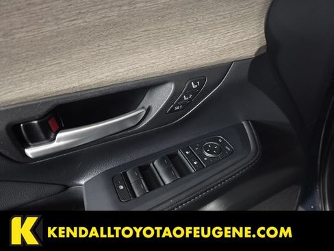 Certified 2024 Toyota Grand Highlander AWD image 22