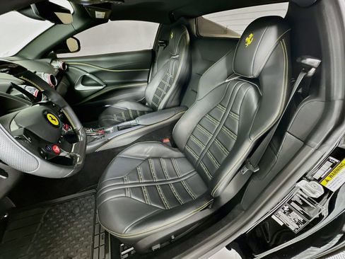 Used 2023 Ferrari 812 GTS RWD image 19