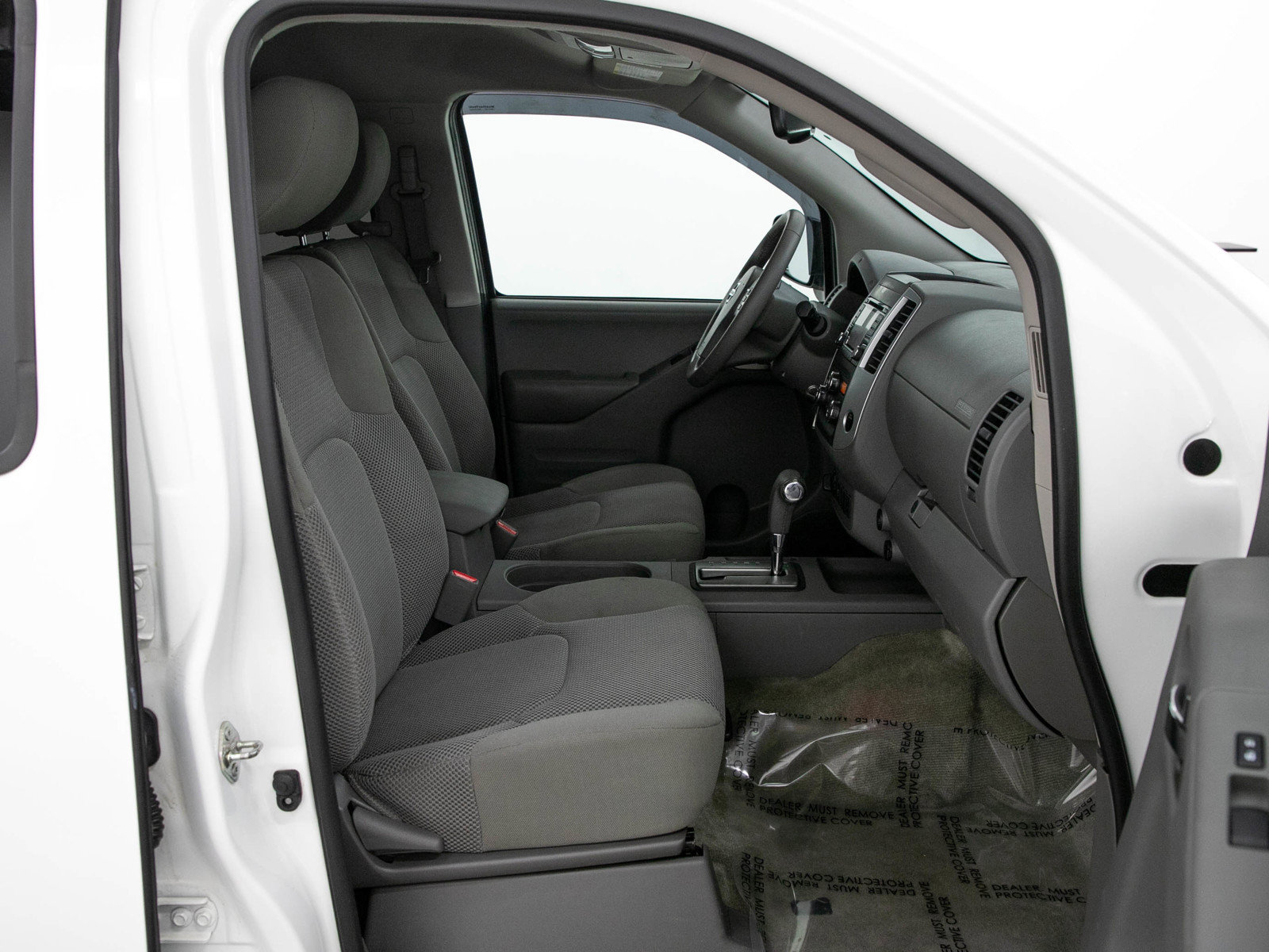 Used 2018 Nissan Frontier SV w/ Value Truck Package AWD/4WD image 11