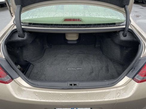 Used 2008 Toyota Avalon Limited image 32