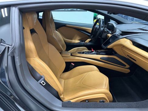 Used 2024 Lamborghini Revuelto AWD/4WD image 28
