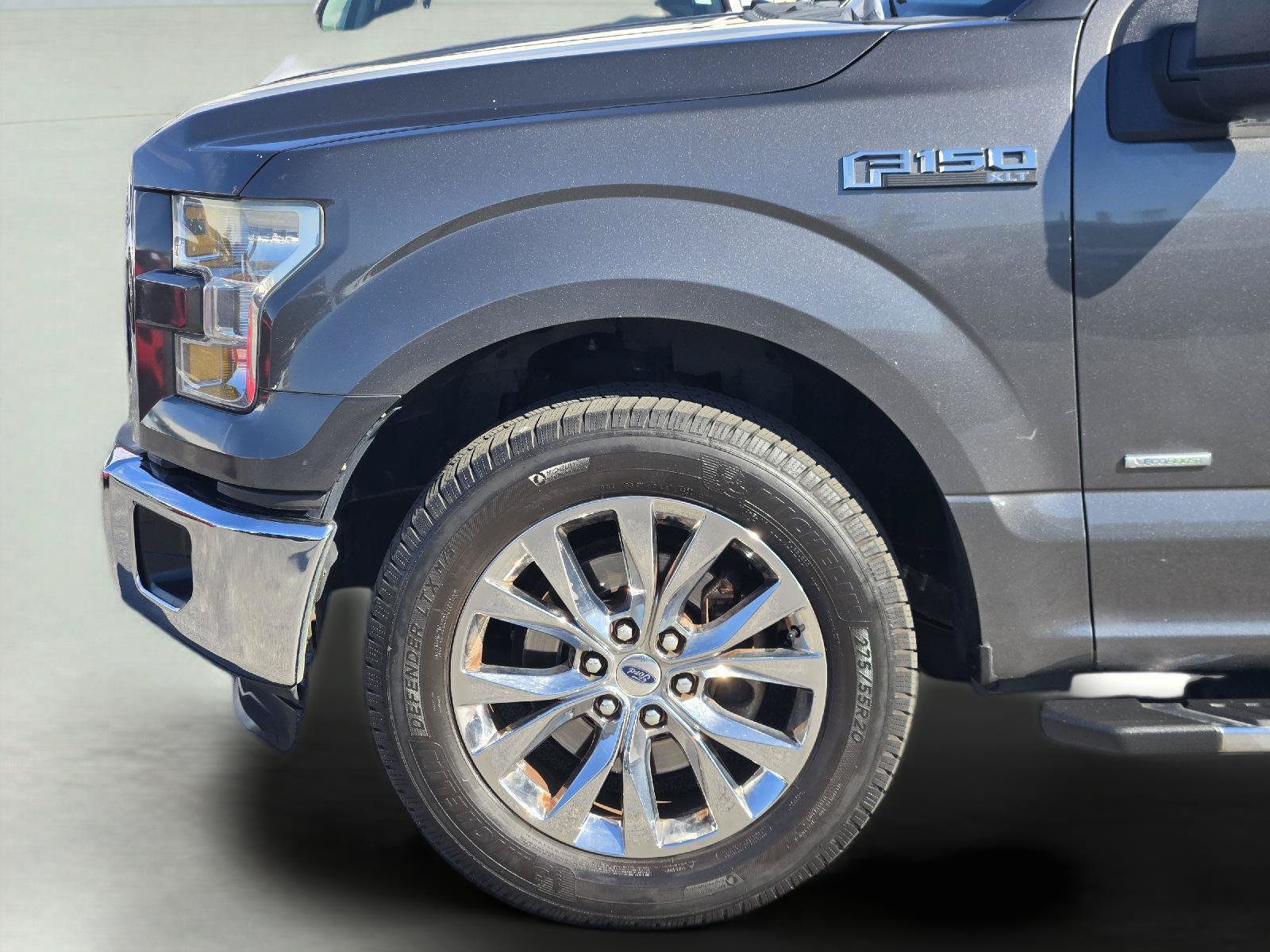 Used 2015 Ford F150 XLT w/ Equipment Group 302A Luxury RWD image 9