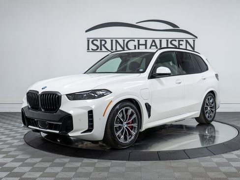 New 2026 BMW X5 xDrive50e w/ M Sport Package image 1