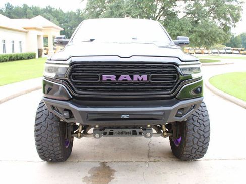 Used 2019 RAM 1500 Laramie w/ Sport Appearance Package AWD/4WD image 5