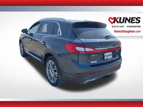 Used 2016 Lincoln MKX Reserve AWD/4WD image 4