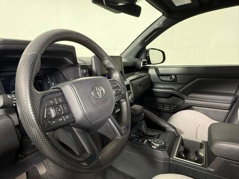 Used 2024 Toyota Tacoma SR5 AWD/4WD image 49