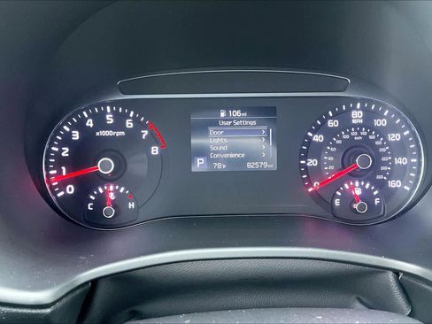 Used 2021 Kia Soul LX FWD image 25