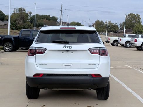 New 2026 Jeep Compass Latitude AWD/4WD image 7