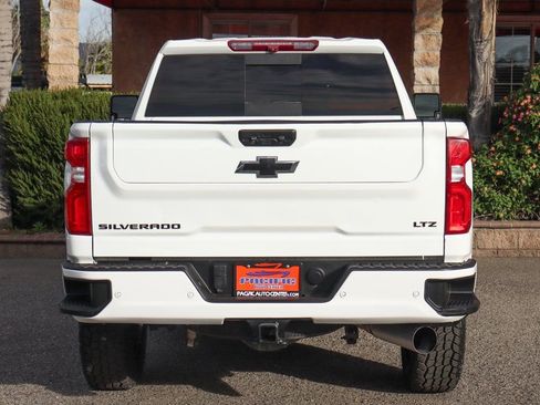 Used 2022 Chevrolet Silverado 2500 LTZ w/ LTZ Plus Package AWD/4WD image 7