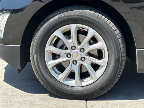 Used 2020 Chevrolet Equinox LS AWD/4WD image 27