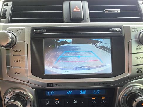 Used 2018 Toyota 4Runner Limited AWD/4WD image 26