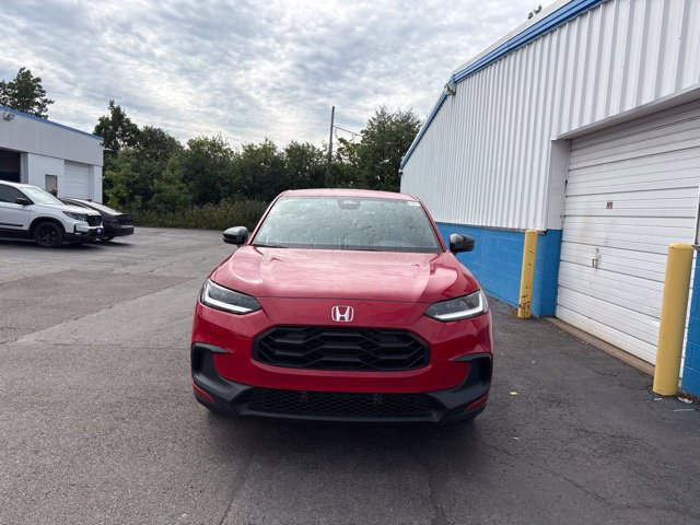 Used 2025 Honda HR-V Sport image 3