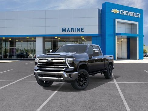 New 2026 Chevrolet Silverado 2500 LTZ w/ LTZ Premium Package AWD/4WD image 8