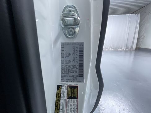 Used 2025 Nissan Frontier SV image 15