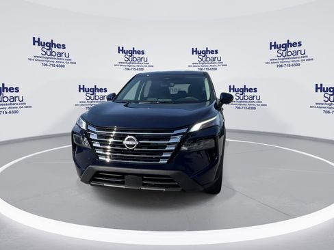 Used 2026 Nissan Rogue SV AWD/4WD image 4