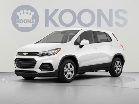 Used 2019 Chevrolet Trax LS w/ Tint and Cruise Package AWD/4WD image 1