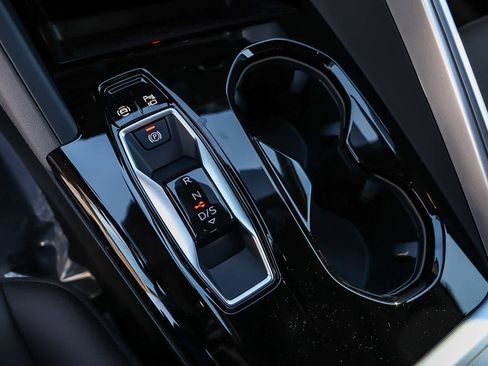 New 2025 Audi Q5 Premium image 24