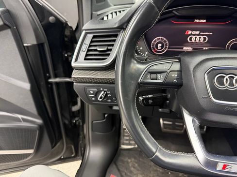 Used 2018 Audi SQ5 Premium Plus w/ Navigation Package AWD/4WD image 24
