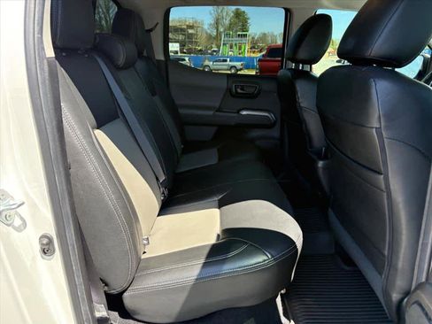 Used 2023 Toyota Tacoma SR5 image 8