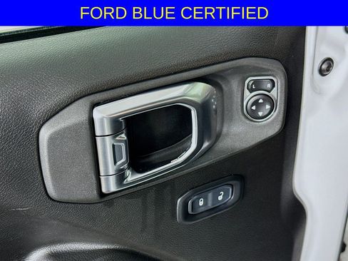 Used 2023 Jeep Wrangler Unlimited Rubicon image 18