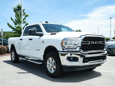 Used 2024 RAM 2500 Big Horn AWD/4WD image 3