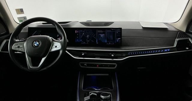 Used 2023 BMW X7 xDrive40i w/ Premium Package AWD/4WD image 24