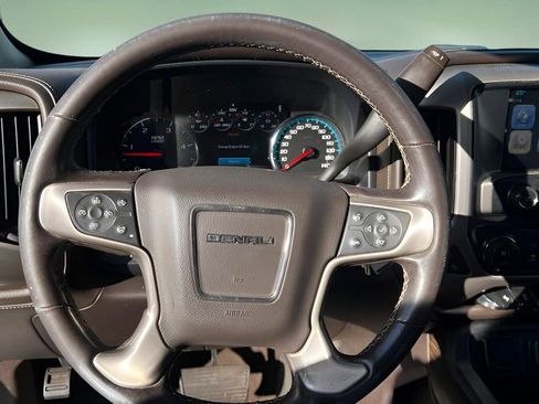 Used 2019 GMC Sierra 2500 Denali w/ Duramax Plus Package image 11