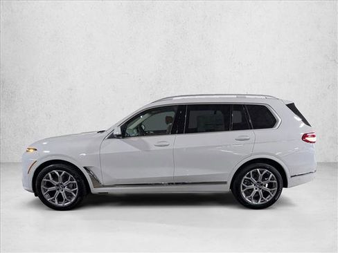 New 2026 BMW X7 xDrive40i image 9